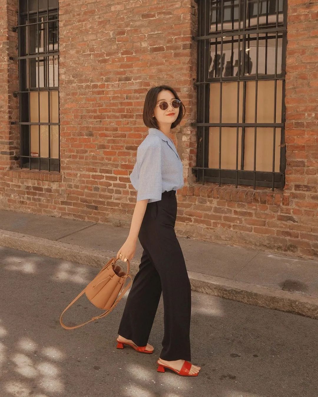 梨形身材亚裔穿搭,身材娇小怎样穿出高端大气上档次