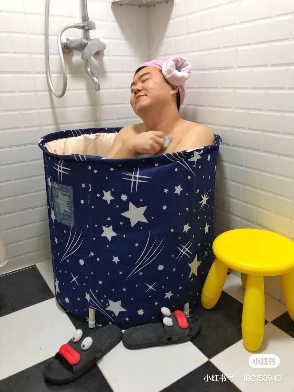 小浴室必备之折叠泡澡桶,有了折叠泡澡桶在家也能泡澡了