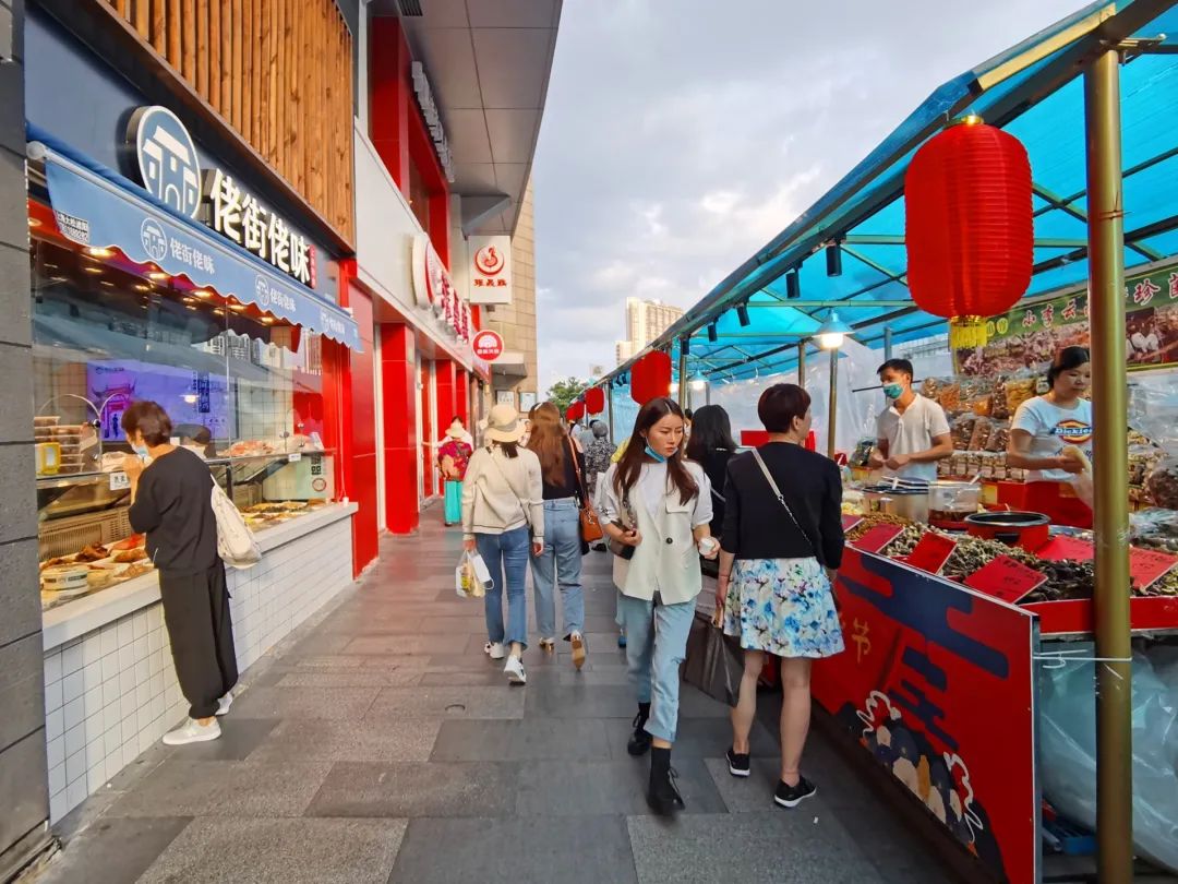 巴黎春天天山,巴黎春天重头开业