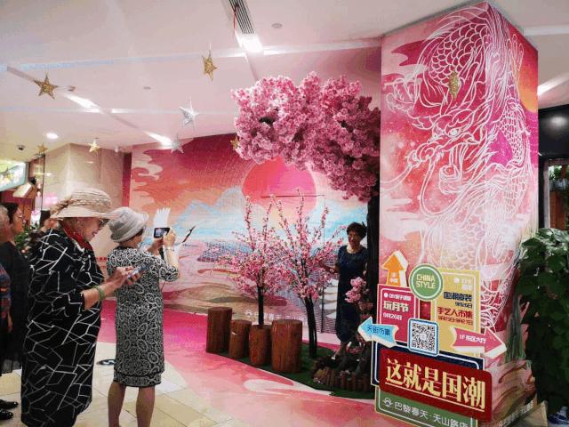 巴黎春天天山,巴黎春天重头开业