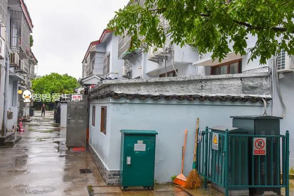 <html>
<head><title>502BadGateway</title></head>
<body>
<center><h1>502BadGateway</h1></center>
<hr><center>nginx</center>
</body>
</html>
<!--apaddingtodisableMSIEandChromefriendlyerrorpage-->
<!--apaddingtodisableMSIEandChromefriendlyerrorpage-->
<!--apaddingtodisableMSIEandChromefriendlyerrorpage-->
<!--apaddingtodisableMSIEandChromefriendlyerrorpage-->
<!--apaddingtodisableMSIEandChromefriendlyerrorpage-->
<!--apaddingtodisableMSIEandChromefriendlyerrorpage-->
