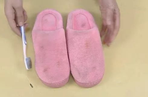 穿着舒服加绒防雨鞋,冬季慵懒风鞋防水