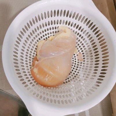 鸡肉辣椒酱的做法可长期保存,家庭自制鸡肉辣椒酱配方