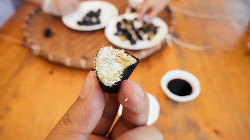 正是增城乌榄飘香时！一起去打榄、吃榄、看榄雕......