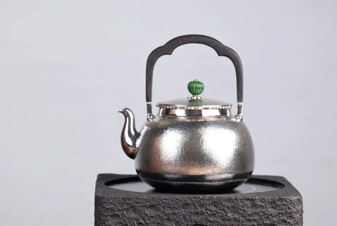 纯银嵌金荷花银壶纯手工泡茶银壶,纯银复古银壶
