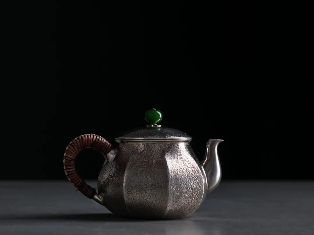 纯银嵌金荷花银壶纯手工泡茶银壶,纯银复古银壶