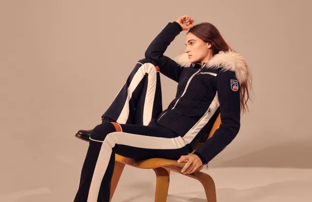 lv和airforce1联名第一次亮相,lv和nba联名棒球服