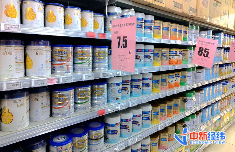 说奶粉成本价几十块钱的人,为什么有的奶粉8元500的价格