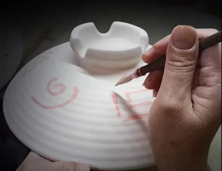 厨房老司机的秘诀！热的均匀、煮肉易烂、炖菜入味的高颜值砂锅，一锅带你重温儿时美味