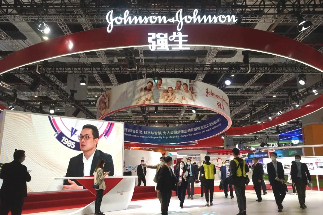 参展闵行企业有啥亮点？跟着区领导逛进博就知道了