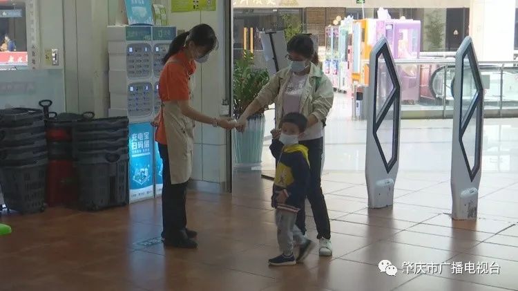 书店防疫不松懈,书店疫情与防火安全