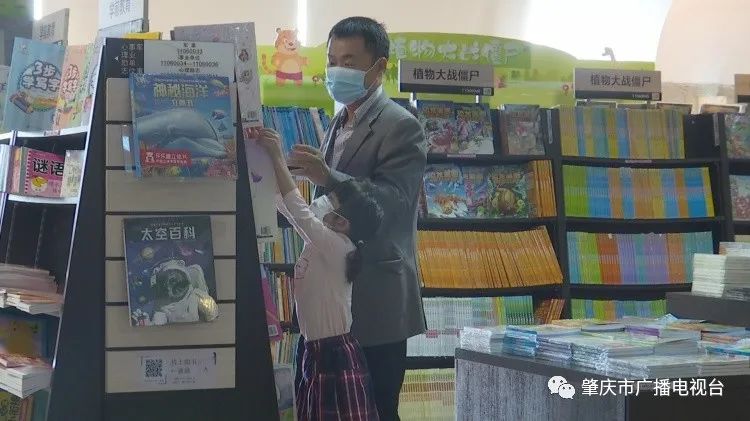 书店防疫不松懈,书店疫情与防火安全