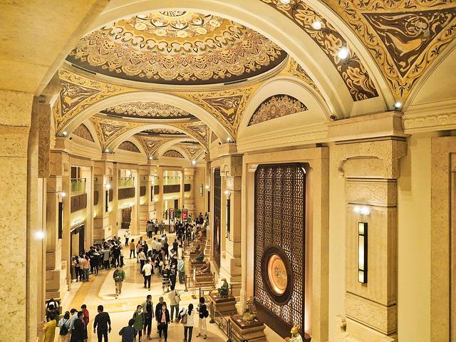 烟雨入江南山水如墨染下一句,烟雨入江南山水如墨染出自哪首歌