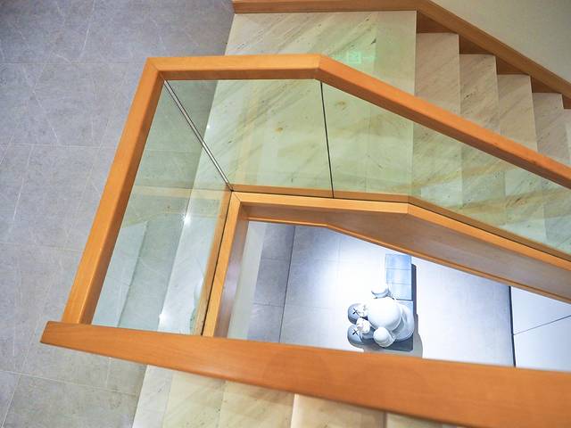 烟雨入江南山水如墨染下一句,烟雨入江南山水如墨染出自哪首歌