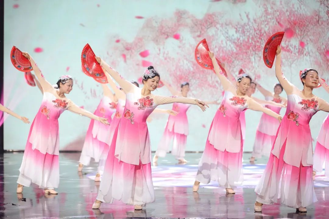 第十届广场舞大赛总决赛圆满成功,2018全国广场舞集中展演