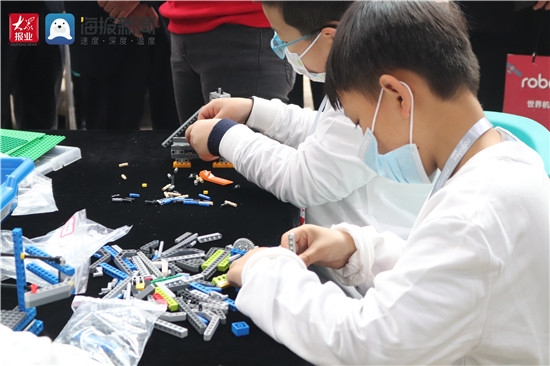 “机”动人心，智慧与竞技大比拼！第20届robotex世界机器人大会山东选拔赛开幕