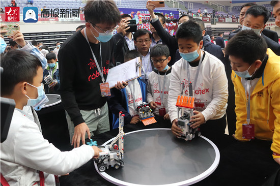 “机”动人心，智慧与竞技大比拼！第20届robotex世界机器人大会山东选拔赛开幕