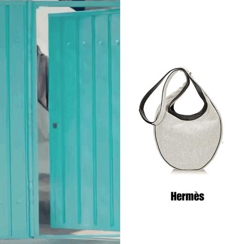 美女背爱马仕包,贫民窟女孩背的包