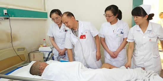 郏县人民医院心血管内科主任万迎杰和他的团队在救死扶伤追求卓越的路上将医者仁心进行到底