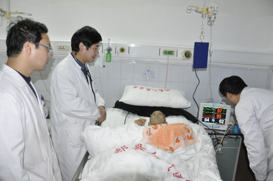 郏县人民医院心血管内科主任万迎杰和他的团队在救死扶伤追求卓越的路上将医者仁心进行到底