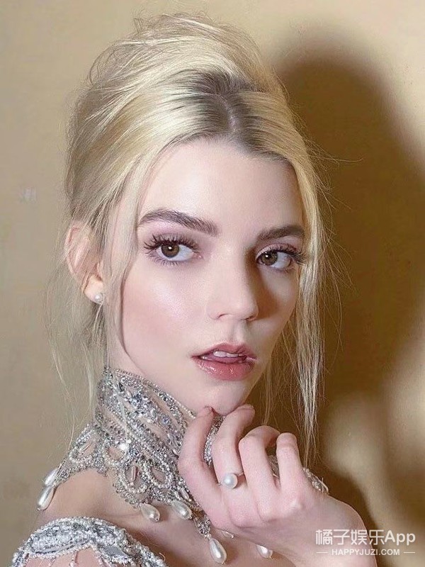 网飞剧女主颜值天花板,网飞爆剧女主