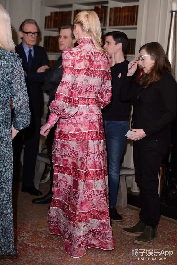 网飞剧女主颜值天花板,网飞爆剧女主