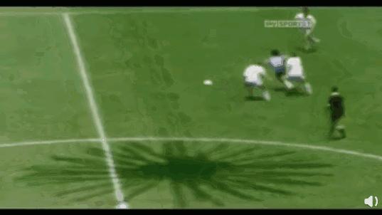 足坛神仙球专业户球员,足球后场颜值高球星