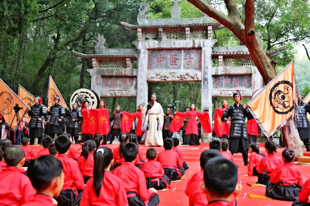 与爱同行惠游湖北荆门,与爱同行惠游湖北活动方案