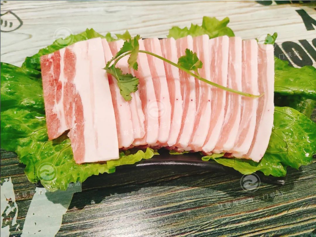 【卢氏丨陳家烤肉】69.9元吃门市价198元烤肉套餐，鲜牛肉+猪五花+羊肉串+烤鸭肠……属于肉食主义的狂欢来啦！