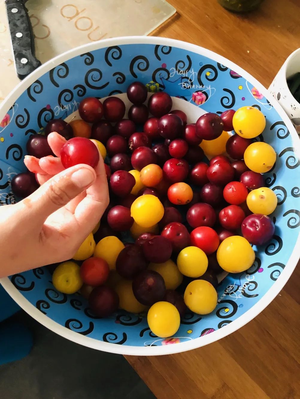 6年睡在公司里，35岁留学，36岁获得新西兰顶级动画新人奖——超酷红姐的硬核人生