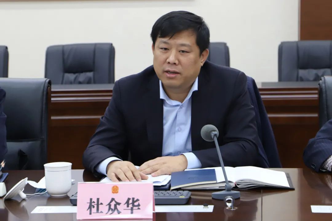 东营中院召开律师座谈会