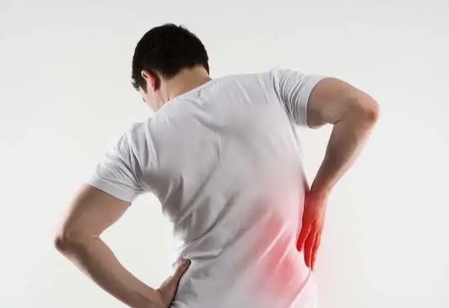 如何正确保护好自己的腰椎,1分钟自测看你的腰椎好不好