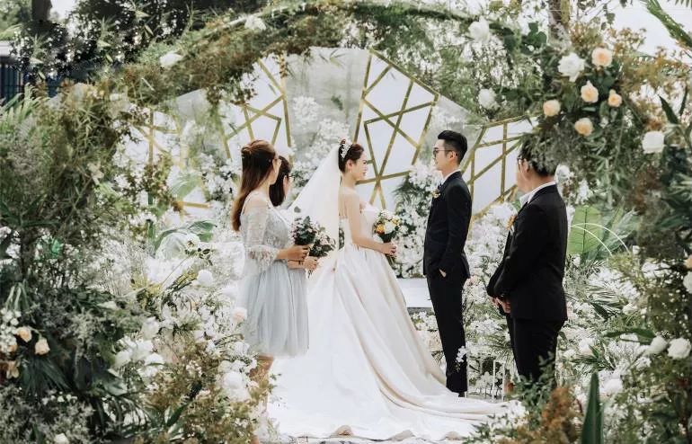 凤翔温泉免费时段,凤翔温泉99套票截止时间