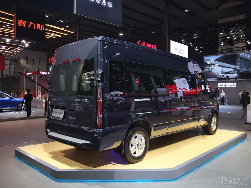 福特新世代全顺pro短轴中顶落地价,2022款新世代全顺pro短轴低顶