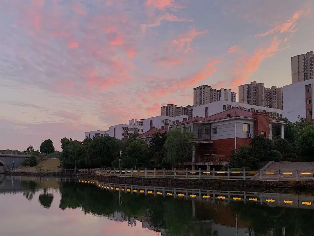 江西科技师范大学理工学院贴吧,再见了江西科技师范大学