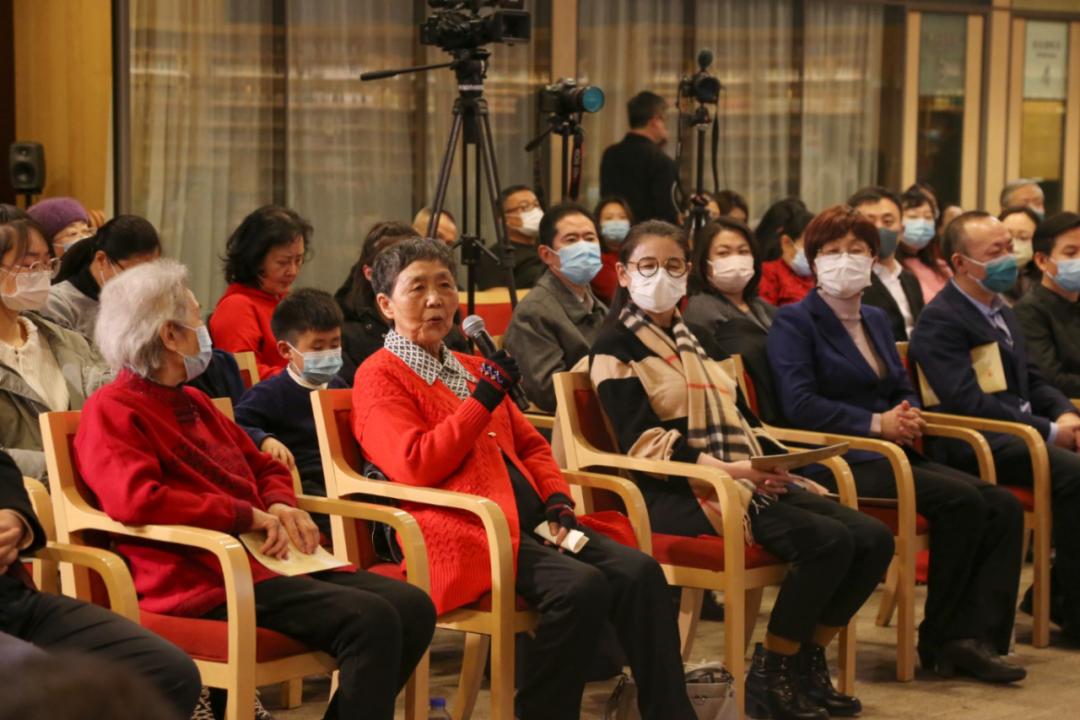 爱乐女,爱乐乐团演唱女人花