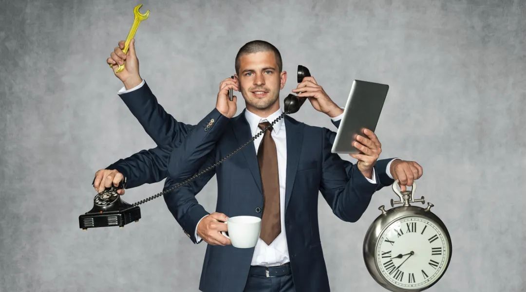 销售经理的自我剖析及岗位胜任力,销售员的三大角色