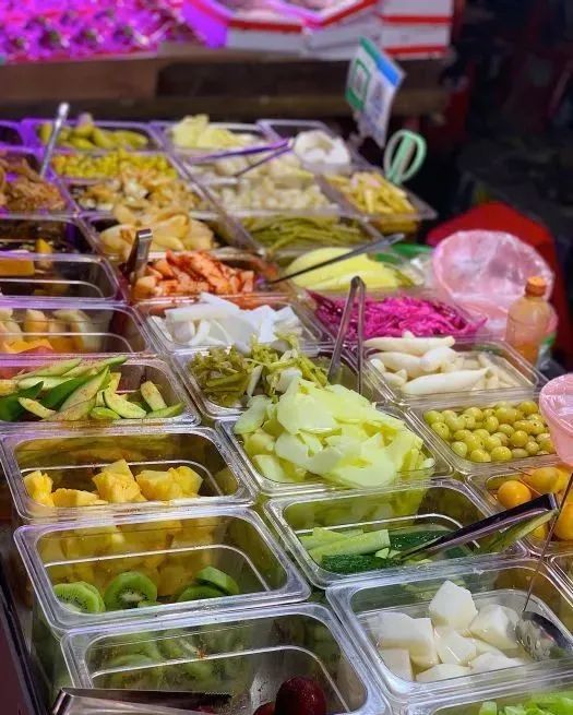 南宁这15家小店，没空调、几乎没座位，却从冬天排队到了夏天！