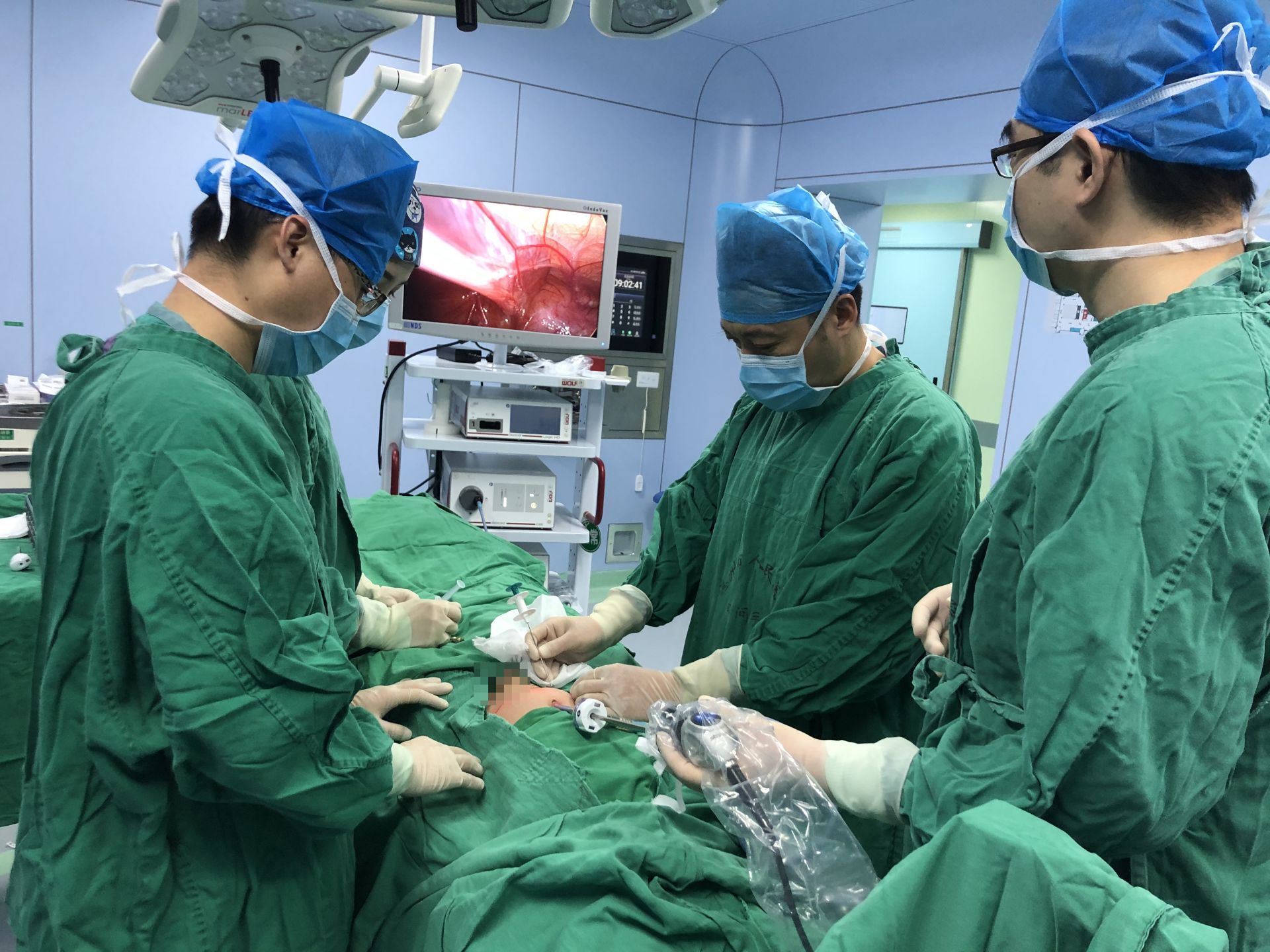 胸腔镜下膈疝修补术手术记录,先天性膈疝手术成功率