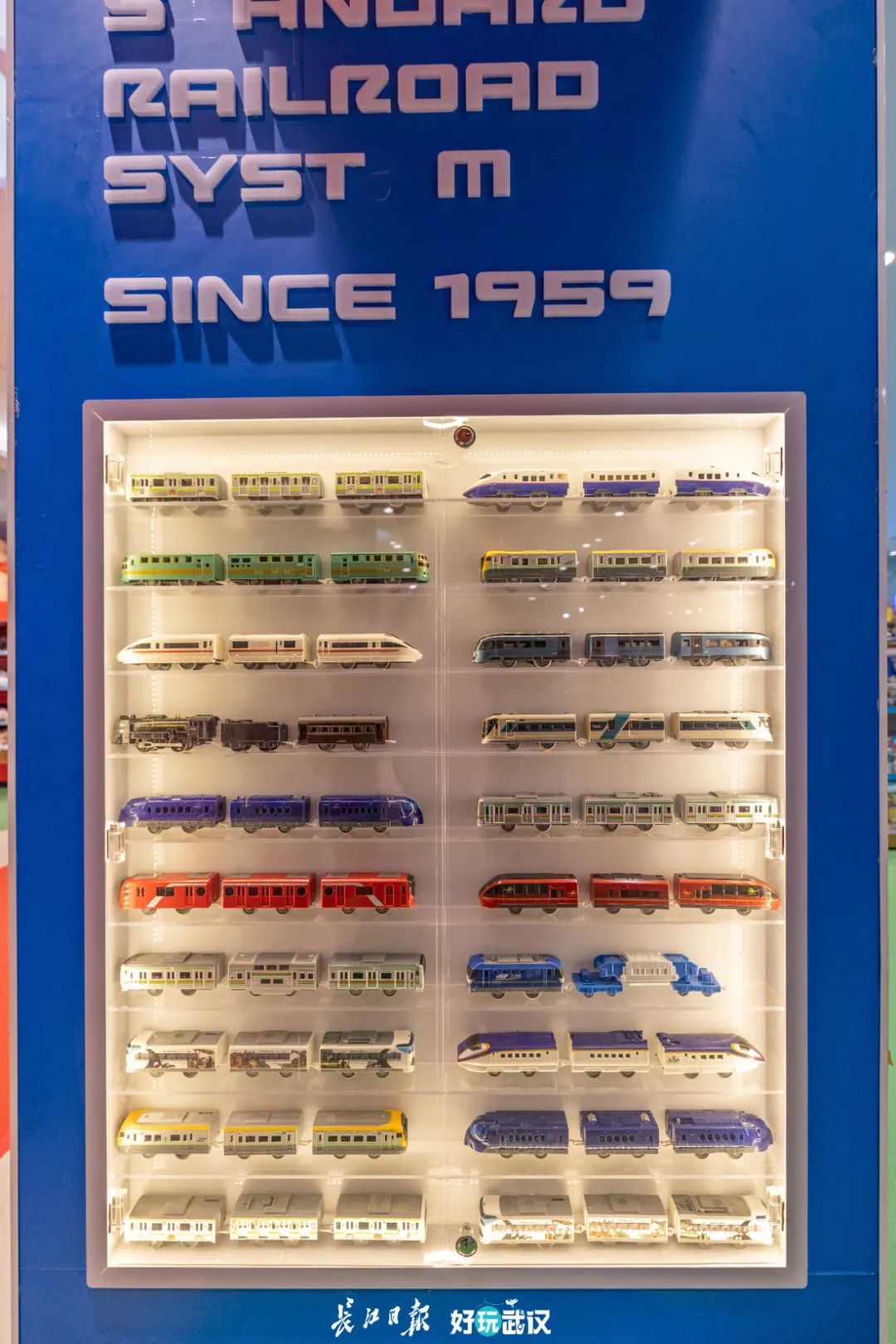 汉街最大玩具店,逛超大玩具店