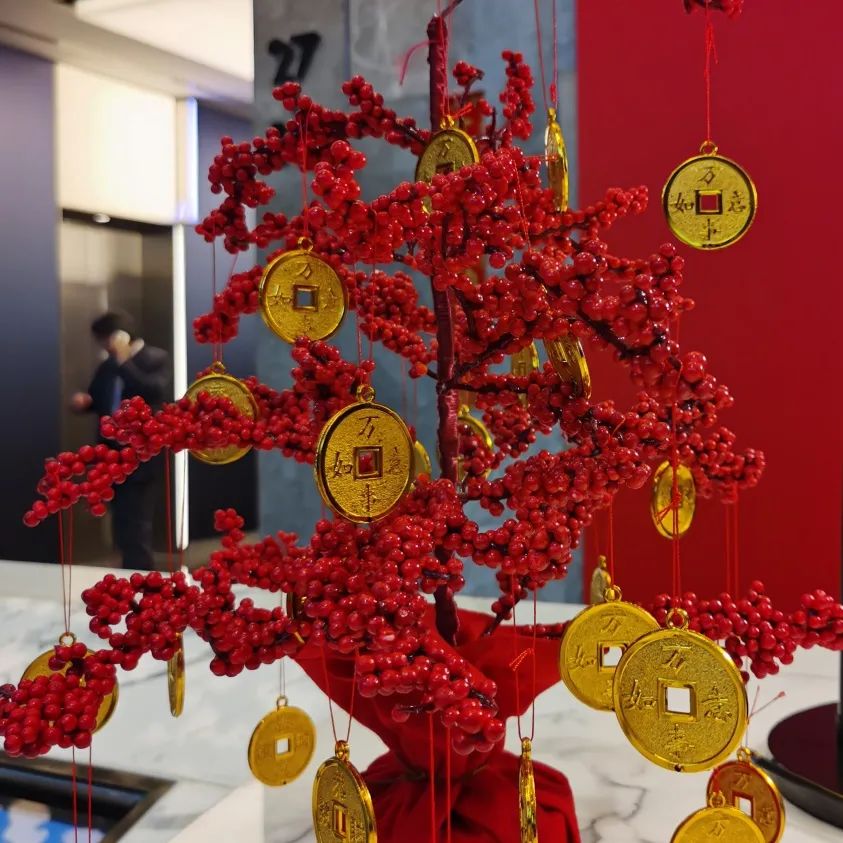 新春新妆显贵显质感的日常妆容,新春氛围办公楼