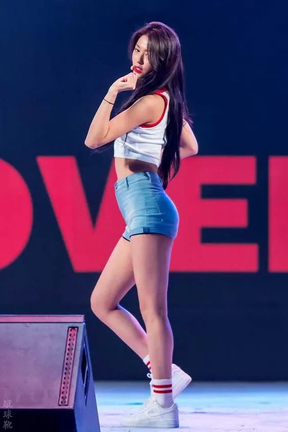 啊啊啊啊啊好胖啊！！我要减肥