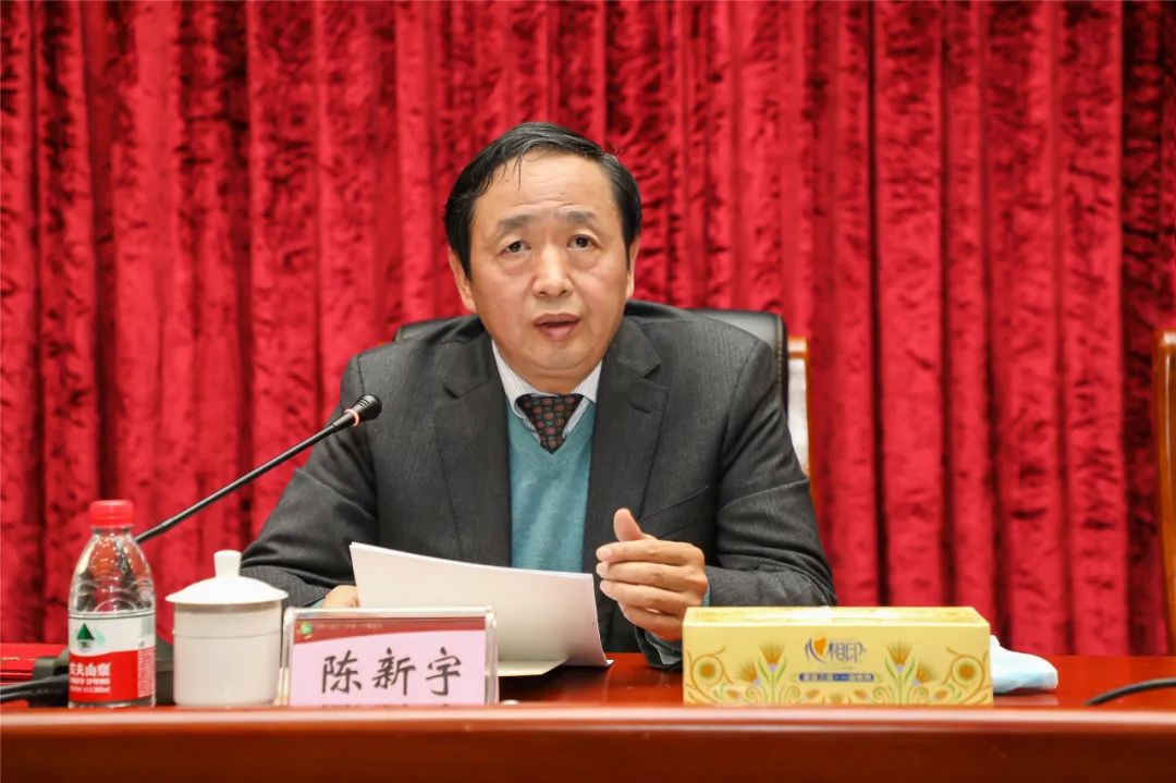 坚守初心使命勇担责任,坚守初心勇担使命简短