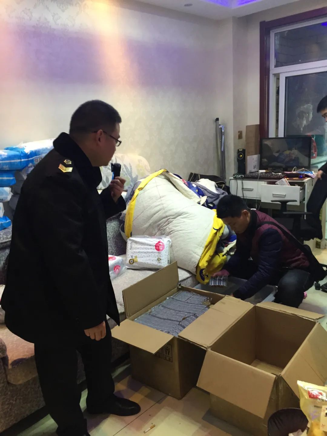 监管食品药品安全的四个最严是指,落实食品安全四个最严要求