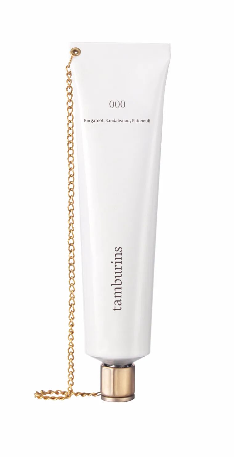 在爱里，继续牵手Handinhand