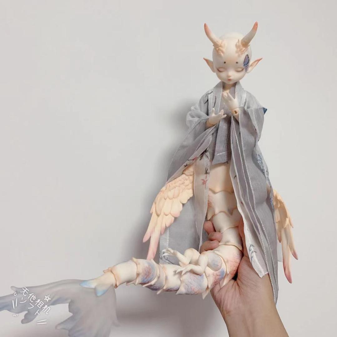 花十几万买表的年轻人,花十多万买bba的人