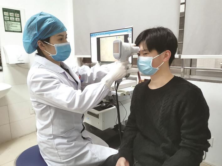 爱美人士擦亮眼别让“美容”变“毁容”