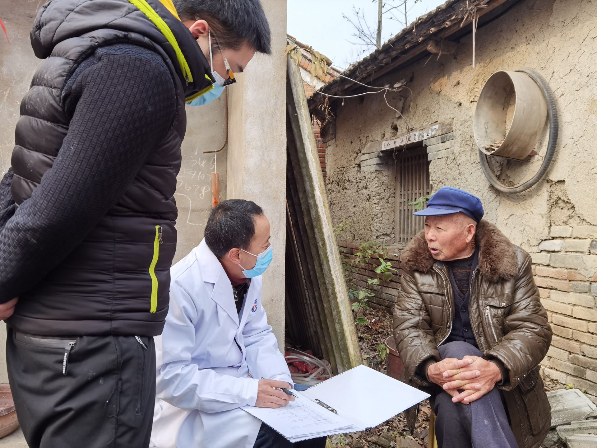 小伙沉迷网吧得肺结核,泡网吧的青年肺结核晚期