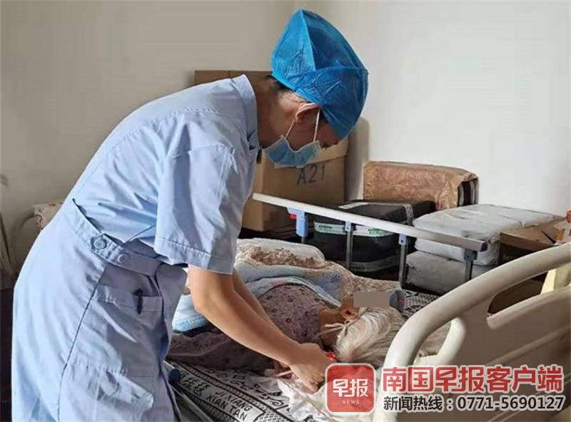 手机下单让“网约护士”上门，南宁这医院推出延续护理服务