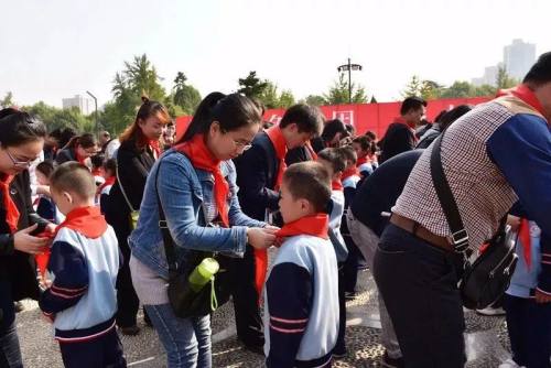 航天二中旁边的小学,雁塔航天210小学